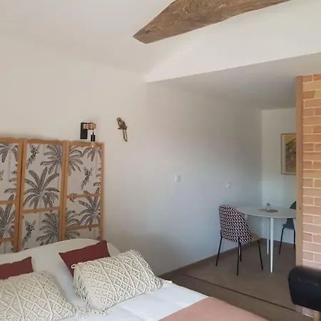 Apartment Domaine De La Gasse - Et D'hote